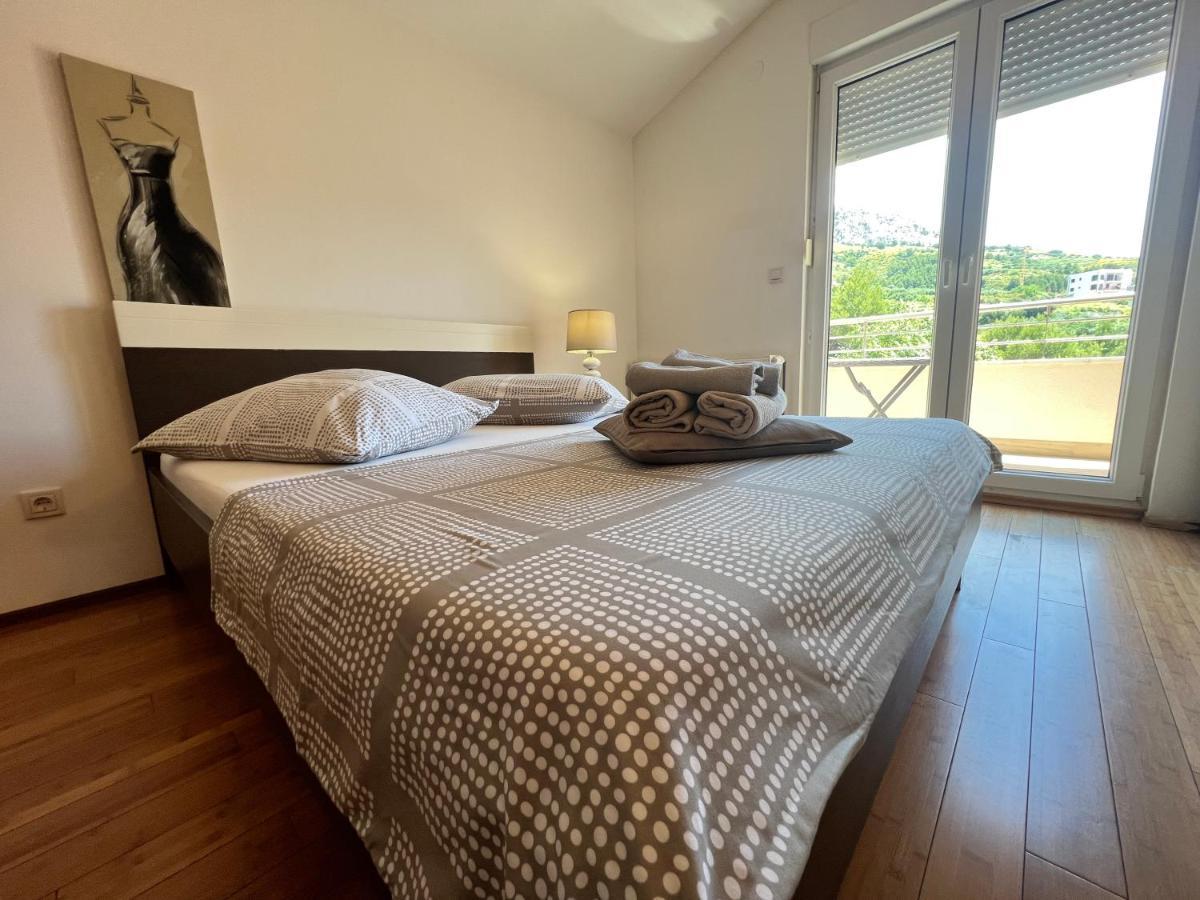Apartments San Monte Подстрана Экстерьер фото
