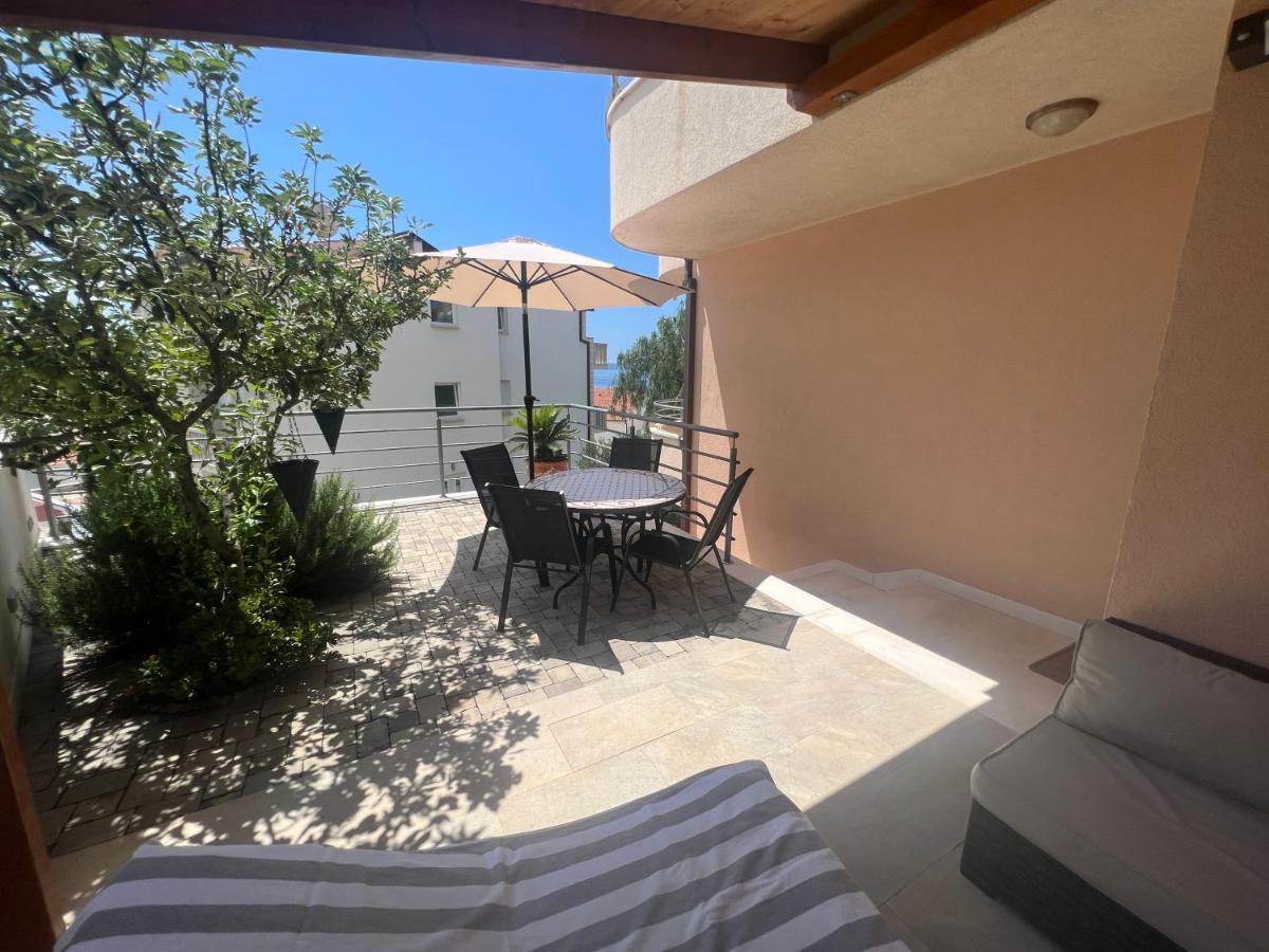 Apartments San Monte Подстрана Экстерьер фото