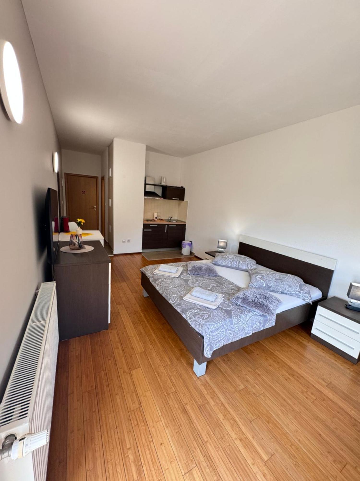 Apartments San Monte Подстрана Экстерьер фото