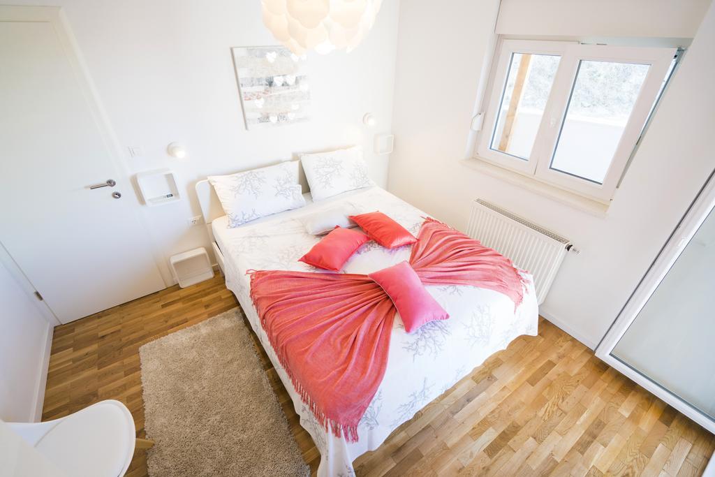 Apartments San Monte Подстрана Экстерьер фото